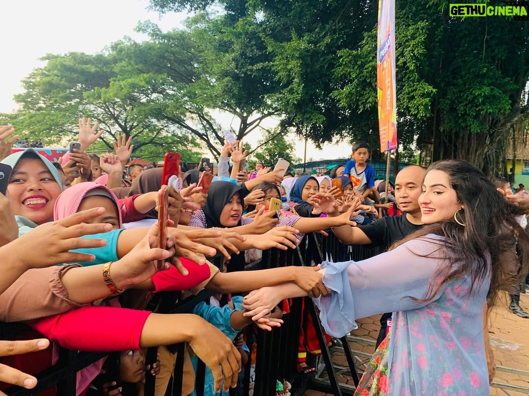 Diana Khan - 52K Likes - Terima kasih Indonesia ❤️ Aku mencintaimu ❤️❤️❤️ #ThankYouForEverthing🤗 #Blessed #gratitude @antv_official