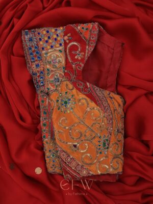 Divya Ganesh Instagram - Our darling @divya_ganesan_official ❤️in our Saara Luxe Saree ✨

Comment “LINK” to order

A perfect blend of elegance, grace, and timeless beauty.
That rich drape, the detailed blouse, and the effortless charm truly made to stand out 🤍

The fluid drape, gentle sheen, and beautifully detailed Kutch-inspired embroidery on the blouse make this saree a true wardrobe essential ,perfect for daytime functions, intimate celebrations, or when you want to look naturally elegant 💫

If elegance had a colour, it would be this Saara
Soft. Serene. Forever favourite.

• Shop before it’s gone: efwbyfathima.in
• Product Search: SAARA LIUXE
• International & Bulk Orders: Available on our website
• Need help? WhatsApp: 9361590038

#efwbyfathima #efwexclusive #miasaree #pistagreen #handworkedblouse fromscratch luxurysarees lightweightdrape elegantfashionway sareelove efwstyle festiveedit