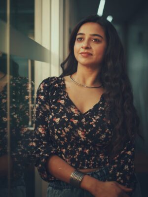 Divya Ganesh Instagram - 🏆 “Winning hearts first, trophy next 👑✨ Divya Ganesh magic!” ♥️❣️✨

Pc and Edits :- @arunhariharan244 

#divyaganesh #divyaganesh😍 #divyaganeshofficial #bigboss9 #vijaytelevisionserials