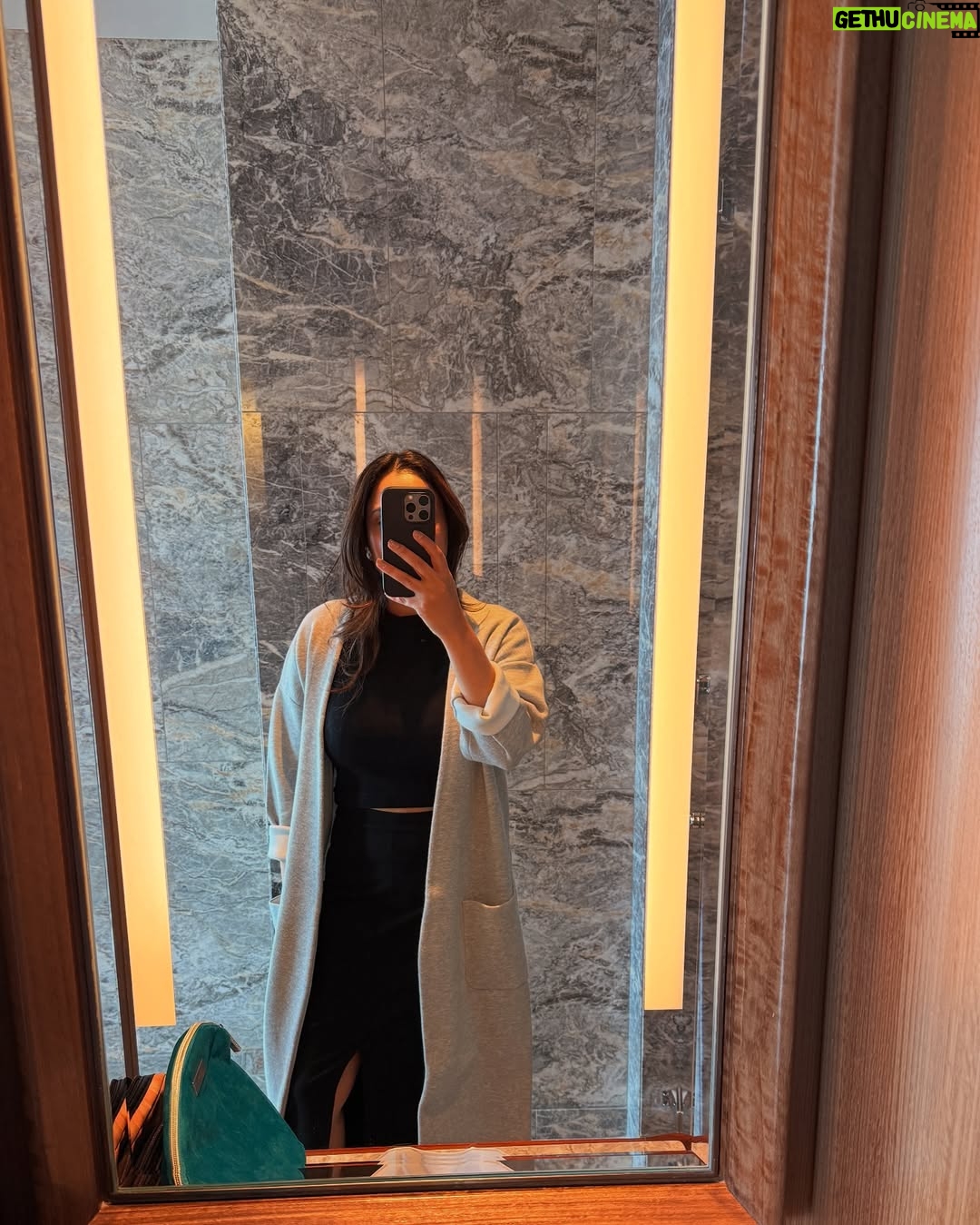 Divya Spandana - 199.8K Likes - 🇰🇷🫶🏽