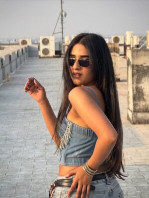 Divyadisha Mohanty Instagram - Styled by Me …… For Me 😎😎

#trendingposts #fashion #ootd #highfashion #explorepage #foryoupage #divyamohanty 

[fashion style denim fits ootd trend ollywood Divyaa Mohanty ]