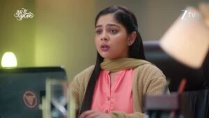 Dolly Chawla Instagram - Haalaat ke kaaran door hue hain do dil, kya Anu-Arya ko yunhi bhulaana padega unka pyaar? 

Dekhiye #TummSeTummTak har roz, raat 8:30 baje, sirf Zee TV par.

#Anu #Arya #Meera #TSTTEpisodic

@niharikachoukseyofficial @sharadkelkar @dollychawla22