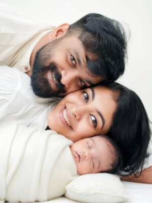 Durga Krishna Instagram - Sleepless nights, endless love.✨

Photo by : @babystories_by_sujinsuvin