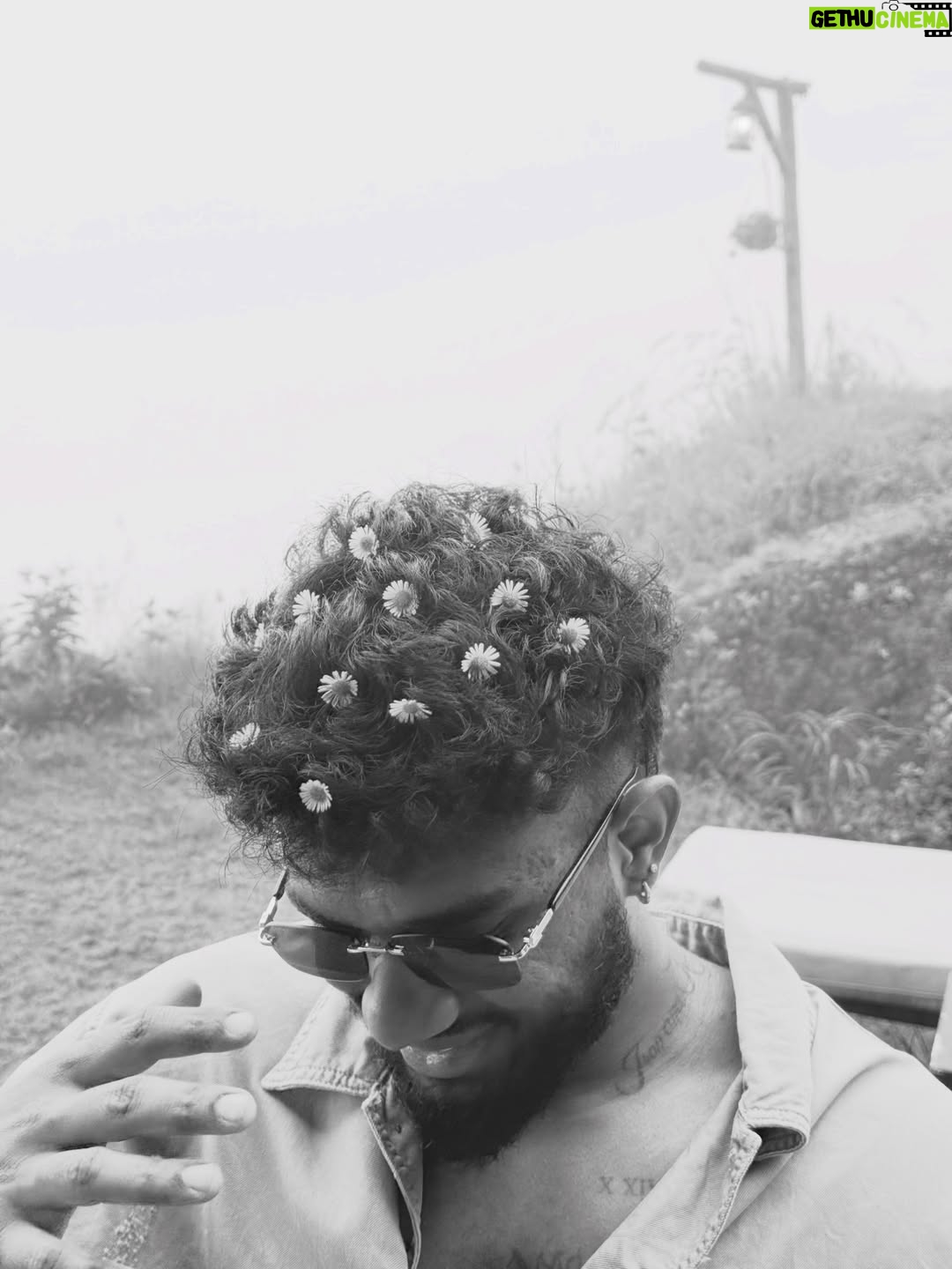 Dushara Vijayan - 230.5K Likes - Happiest Birthday chellame ♥️
@69glogang

#siblings