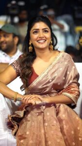 Actress Eesha Rebba HD Photos and Wallpapers February 2026