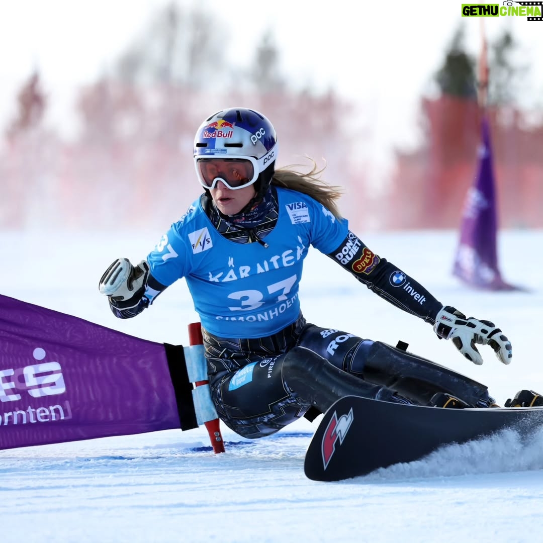 Ester Ledecká - 12.9K Likes - 6 days 
2 sports 🎿🏂
2 podiums 🥉🥇

Thank you team! 

@bogner.fireandice
@ascdukla

📷@mihamatavz

STR