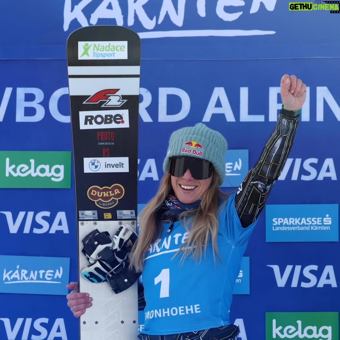 Ester Ledecká - 12.9K Likes - 6 days 
2 sports 🎿🏂
2 podiums 🥉🥇

Thank you team! 

@bogner.fireandice
@ascdukla

📷@mihamatavz

STR