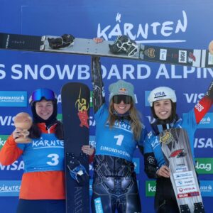 Ester Ledecká Instagram - 6 days 
2 sports 🎿🏂
2 podiums 🥉🥇

Thank you team! 

@bogner.fireandice
@ascdukla

📷@mihamatavz

STR