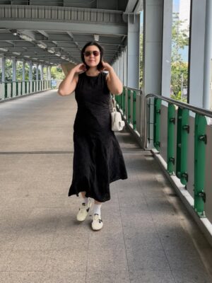 Esther Liu Instagram - 老婆拍的街拍VS老公拍的街拍

🤷🏻‍♀️🤷🏻‍♀️🤷🏻‍♀️🤷🏻‍♀️🤷🏻‍♀️🤷🏻‍♀️
嗯
#懂的都懂
#求同溫層🙋‍♀️