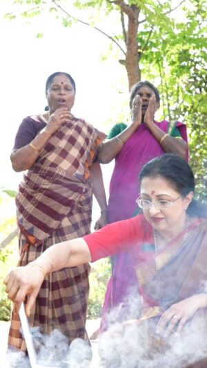 Gautami Instagram - Pongal celebrations in south tamilnadu..
#Pongal
#pongal2026🌾🔥❤️
#sankratispecial❤️
#happysankranti