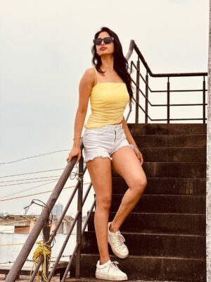Gayathri Sri Instagram - 🌼✨