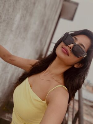 Gayathri Sri Instagram - 🌼✨