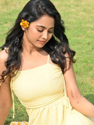 Gayathri Sri Instagram - 🌼