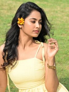 Actress Gayathri Sri HD Photos and Wallpapers January 2026