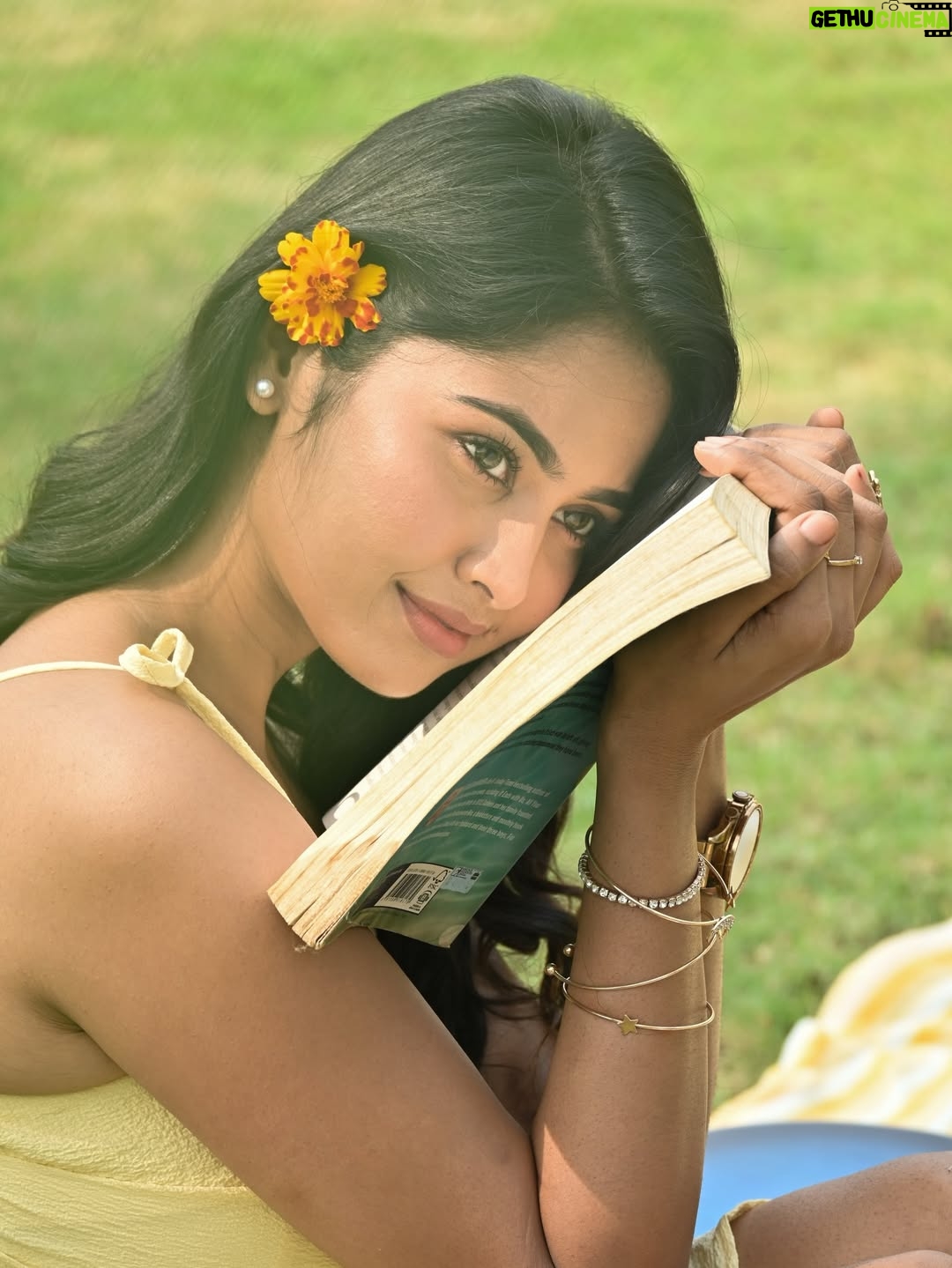 Gayathri Sri - 11.2K Likes - Just me and a quiet story 🌼. 

Team 

@shuttertrixphotography @brides.of.janani @ashwin.durairaj