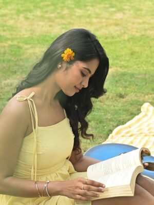 Gayathri Sri Instagram - Just me and a quiet story 🌼.
Team
@shuttertrixphotography @brides.of.janani @ashwin.durairaj