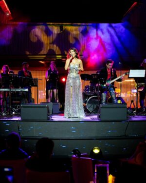 Geneva Cruz Instagram - @genevacruzofficial’s powerful performance filled The Coral Lounge with a vibrant live atmosphere, creating a memorable evening during Spotlight Saturdays: Celebrity Nights.

Thank you to all guests and Reward Circle members who joined the night. Stay tuned as more elevated performances and unforgettable experiences unfold at Okada Manila.

📍 The Coral Lounge: UG Floor, Casino Coral Wing
🕧 Open nightly, 5 PM – 3 AM
📧 RestaurantReservation@okadamanila.com
📞  632 8555 5799
🔗 okdmnl.ph/TheCoralLounge

#GenevaCruz #CoralLounge