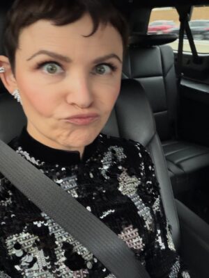 Ginnifer Goodwin Instagram - Thank you, @criticschoice and @giorgioarmani and pizza and @disneyanimation #zootopia2.