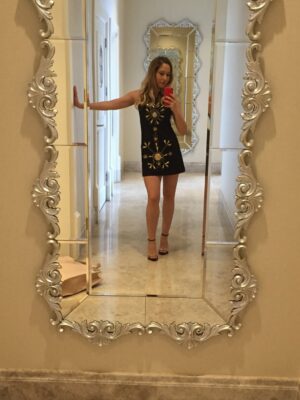 Gülçin Ergül Instagram - 2016 mı dediniz? 💁🏼‍♀️ 20 fotograf az geldi. (Birini sildim 2016 değilmiş… olur öyle şeyler hsjsjdkd)

#2016 #10yearschallege