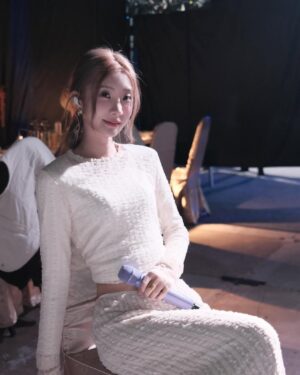 Chen Hua Instagram - 就像是一瞬間