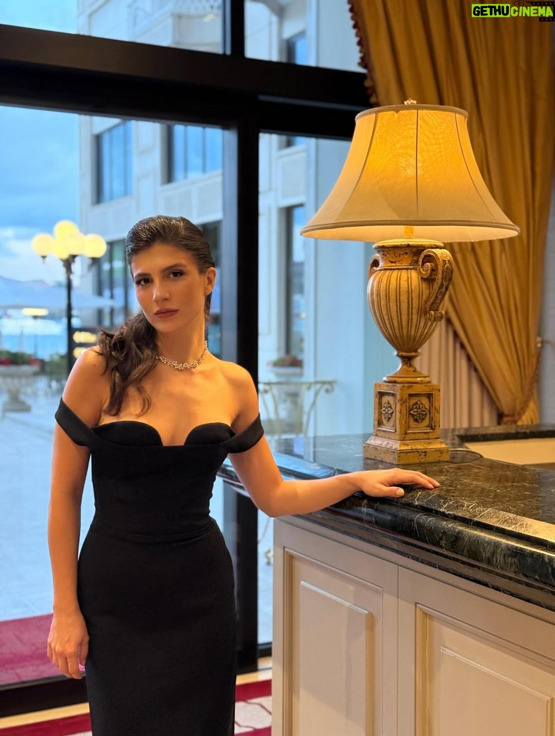 Hülya Gülşen Irmak - 6.1K Likes - Bugün benim biriciğimin❤️en kıymetlimin doğum günü 🎂Senin annen olmak müthiş bir ayrıcalık🙏İyi ki doğdun meleğim iyi ki benim yavrumsun💕