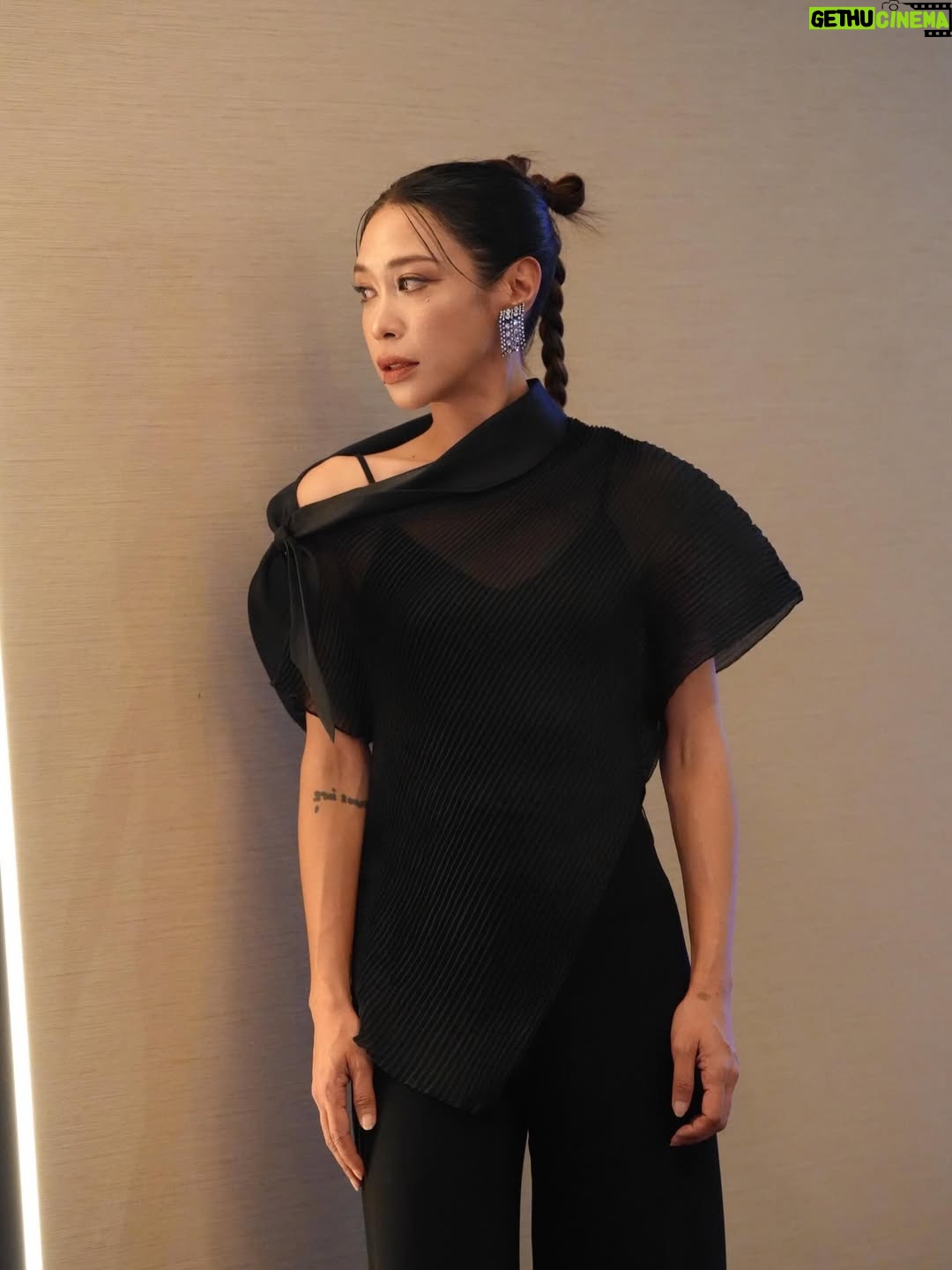 Intira Charoenpura - 1.1K Likes - กิ่งแก้ว Gala Night 🙏✨🌟