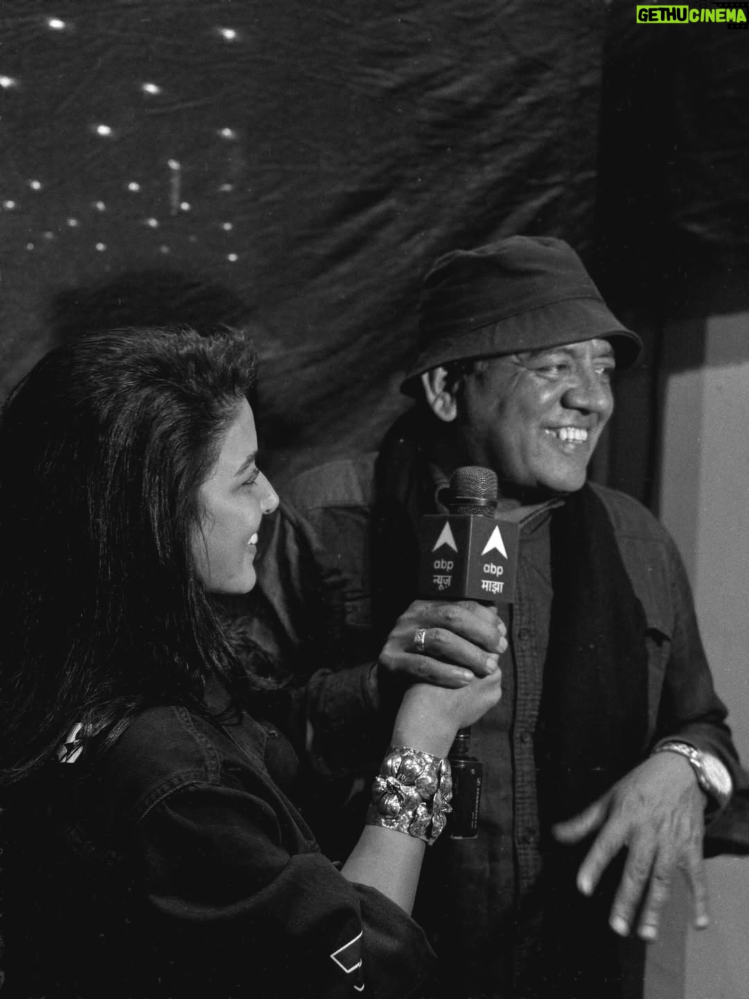 Isha Rikhi - 291.5K Likes - Last night was one of those nights that stays with you.
My first ever concert. Some of my friends’ first. And for my father too.

We walked in excited and walked out completely overwhelmed. My friends were thanking me as if I’d done something special when all I did was bring them to @sunidhichauhan5 . That’s the power she holds.

What she does on stage right now, I don’t think anyone else in India is doing. It’s not just a concert, it’s energy, emotion, surrender. Watching her sing a song that’s been part of my own film journey made the night even more unreal.

Meeting her father and seeing her with him, while I was there with mine, quietly created a moment I’ll always hold close.

Seeing my father enjoy it like a child, watching my friends lose themselves, and feeling that collective high… pure magic. No drinks, just music intoxication.

If she’s performing near you, please go.
Some artists aren’t meant to be heard, they’re meant to be experienced live.

More from this unforgettable night in a reel tomorrow ✨🎶