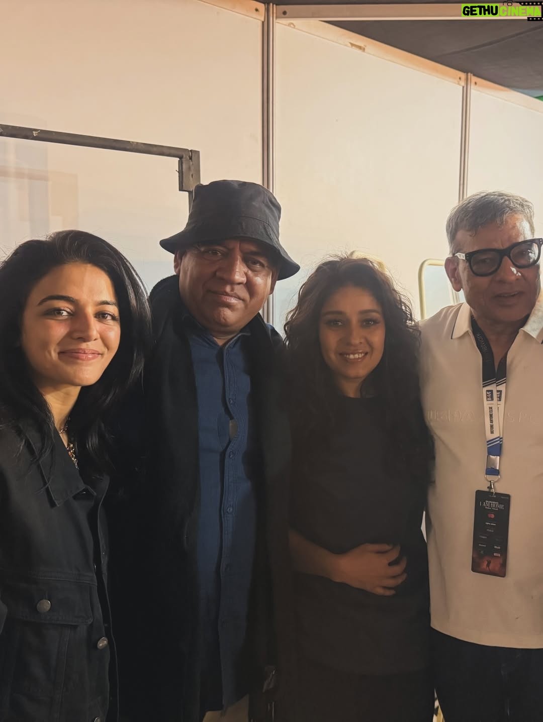Isha Rikhi - 291.5K Likes - Last night was one of those nights that stays with you.
My first ever concert. Some of my friends’ first. And for my father too.

We walked in excited and walked out completely overwhelmed. My friends were thanking me as if I’d done something special when all I did was bring them to @sunidhichauhan5 . That’s the power she holds.

What she does on stage right now, I don’t think anyone else in India is doing. It’s not just a concert, it’s energy, emotion, surrender. Watching her sing a song that’s been part of my own film journey made the night even more unreal.

Meeting her father and seeing her with him, while I was there with mine, quietly created a moment I’ll always hold close.

Seeing my father enjoy it like a child, watching my friends lose themselves, and feeling that collective high… pure magic. No drinks, just music intoxication.

If she’s performing near you, please go.
Some artists aren’t meant to be heard, they’re meant to be experienced live.

More from this unforgettable night in a reel tomorrow ✨🎶