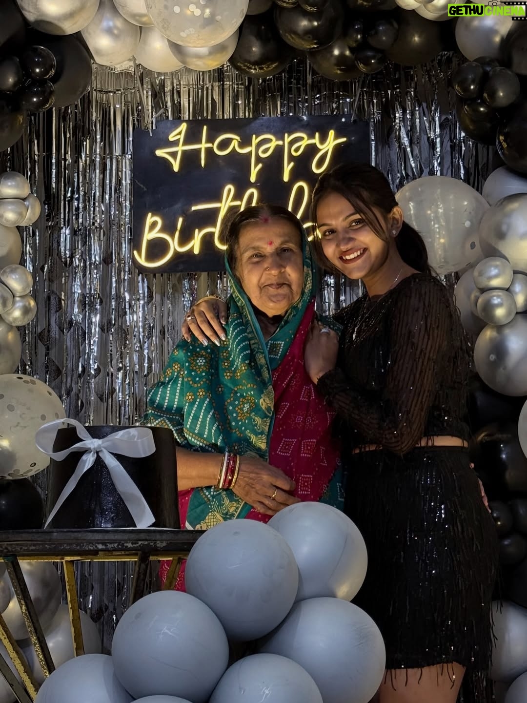 Ishwari Panda - 5.5K Likes - 🖤🧿🖤