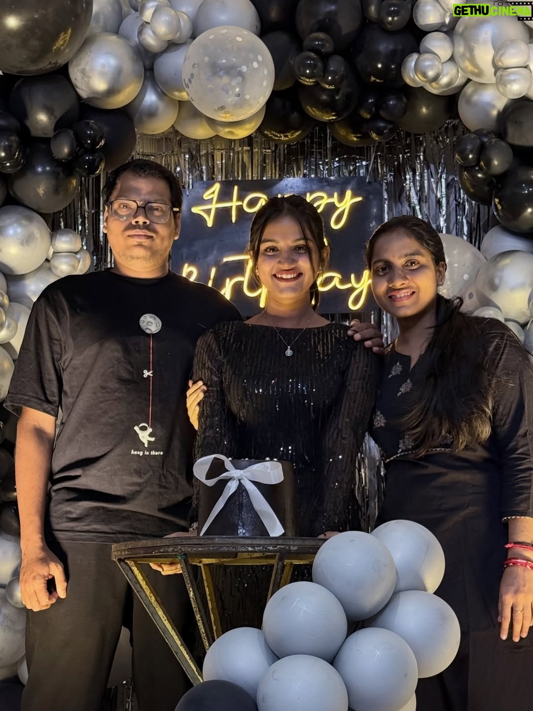 Ishwari Panda - 5.5K Likes - 🖤🧿🖤