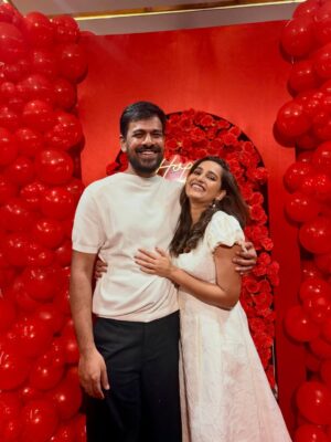 Jacqueline Fernandas Instagram - This birthday was truly special 💛
After many years, this one meant so much because I was surrounded by my people—those who wish me only happiness.
Special thanks to my baby @yuvaraj.selvanambi for all the love and effort. You made me feel so happy and so special 🫶
And to my friends who love, protect, and support me—you all made me feel like a queen 👑
Forever grateful ✨
@rayan_offl @soundariya_nanjundan @subikanifabint @vishnuvijay_offl @its_m.ano @u_know_robin @kabir_100395 @lonely_boy_sha @riya_thiyagarajan @ananthi_rj @ianjaliprabhakaran
Location - @villahopper70 ( beautiful stay)
Decor- @kr_decors
Cake - @cakecouture_chennai
