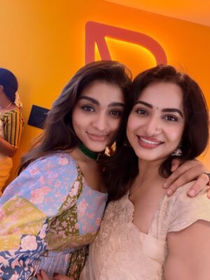 Janani Ashok Kumar Instagram - Some days stay with you forever, and today is one of those🫶🧿
Some victories feel personal, even when they aren’t yours 🥹❤️

Watching my girl @janani_ashokkumar turn her dream into reality today 🥹
 
Coming soon for you all to taste 😋 All shop and location details will be shared by her soon 🫶

So so happy and proud de🥹❤️

Also inime  enak free dessert dhaaan😜😜😜