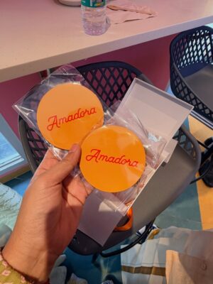 Janani Ashok Kumar Instagram - Some days stay with you forever, and today is one of those🫶🧿
Some victories feel personal, even when they aren’t yours 🥹❤️

Watching my girl @janani_ashokkumar turn her dream into reality today 🥹
 
Coming soon for you all to taste 😋 All shop and location details will be shared by her soon 🫶

So so happy and proud de🥹❤️

Also inime  enak free dessert dhaaan😜😜😜