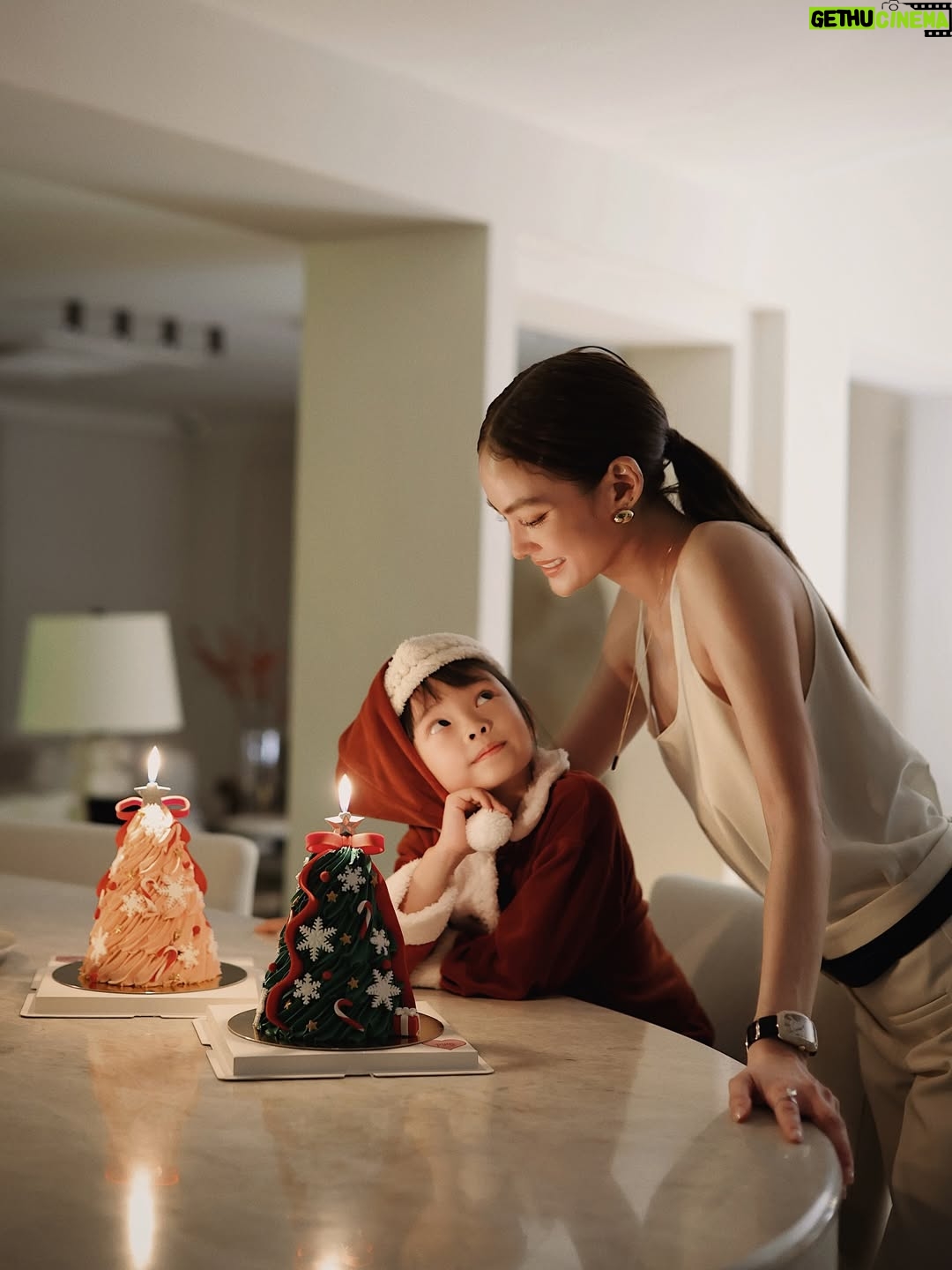 Janie Tienphosuwan - 83.5K Likes - As time continues to move forward,
my only wish is this 
that we grow, change, and heal together.
That no matter where life leads us,
my hand will always be reaching for yours. Merry Christmas, my love. 🎄