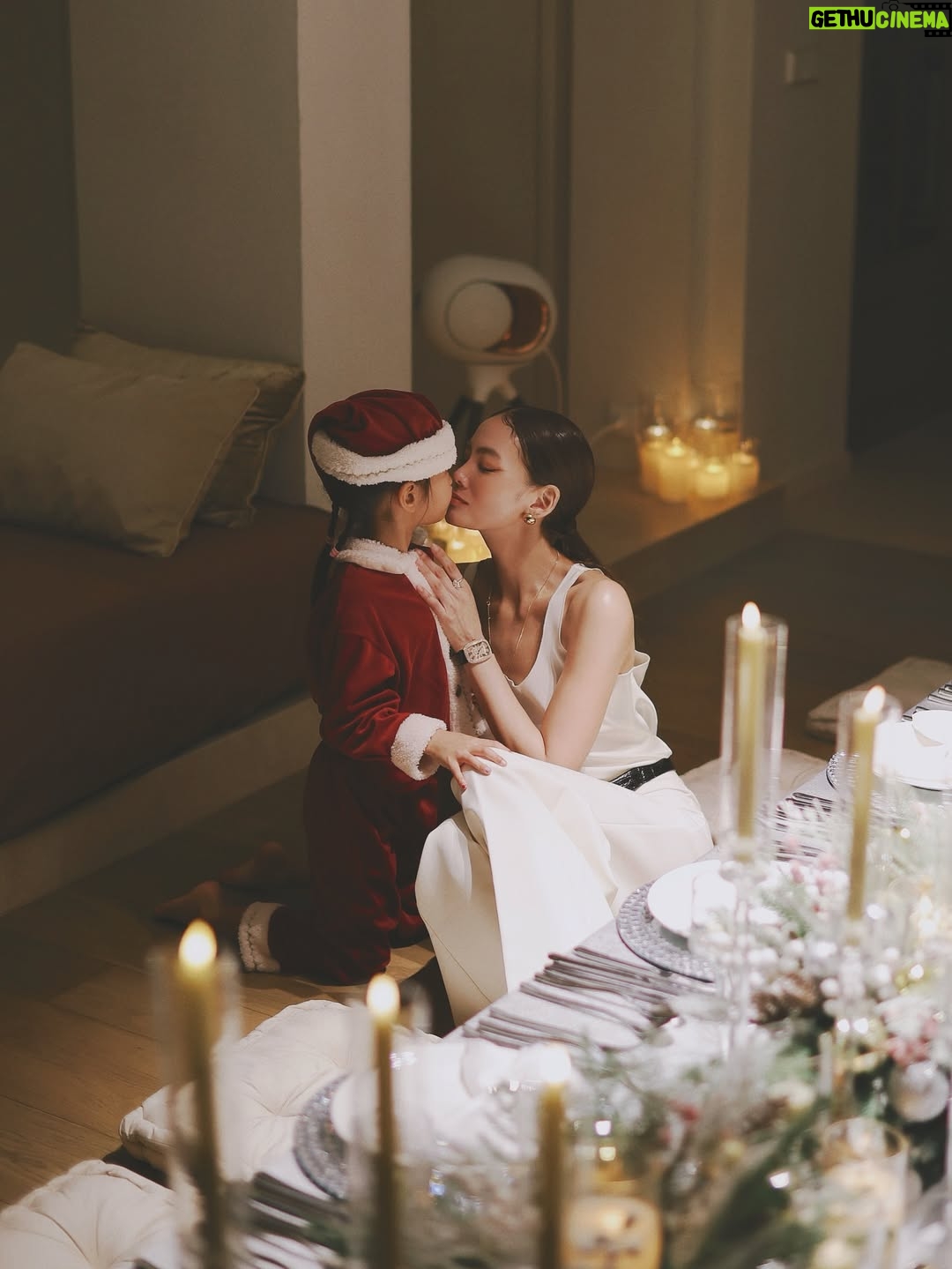 Janie Tienphosuwan - 83.5K Likes - As time continues to move forward,
my only wish is this 
that we grow, change, and heal together.
That no matter where life leads us,
my hand will always be reaching for yours. Merry Christmas, my love. 🎄