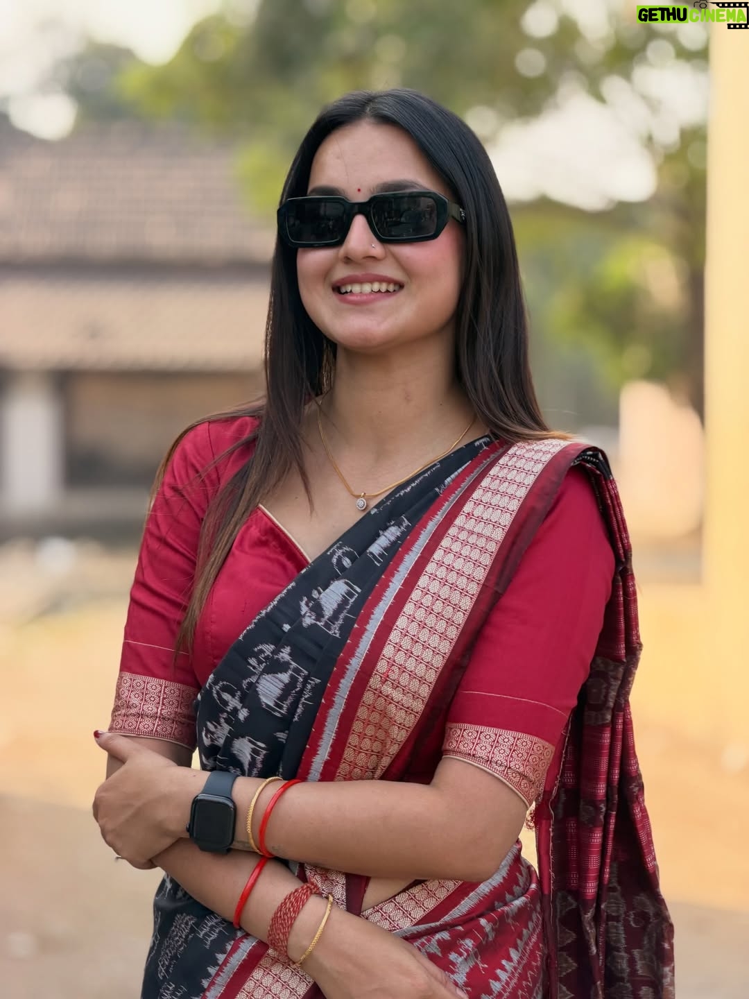 Jasmine Rath - 69.1K Likes - Where tradition meets shade🤍

#jasminerath