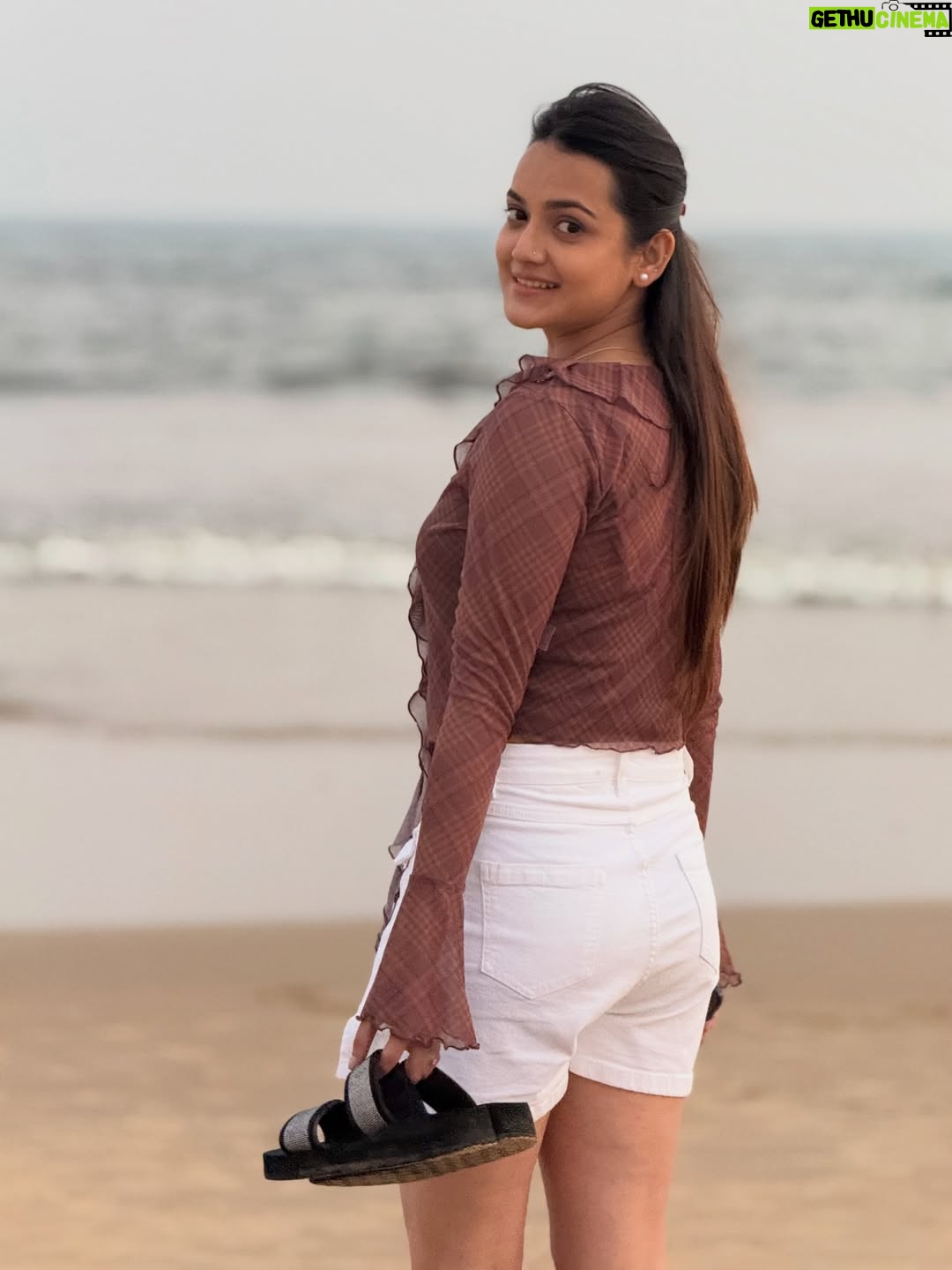Jasmine Rath - 32.6K Likes - Thodi si cute, thodi si pagal 💫

#jasminerath
