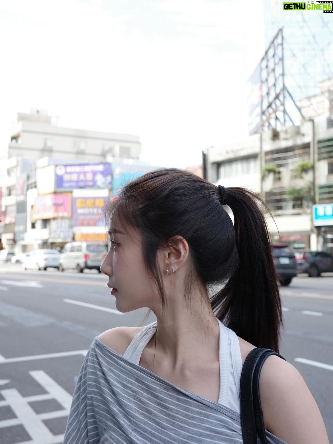 Jessica Chan Yee-Chun - 37K Likes - Jessica方聖誕加
