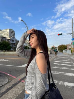 Jessica Chan Yee-Chun Instagram - Jessica方聖誕加