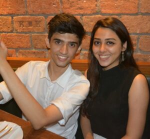 Jheel Mehta Instagram - Is 2016 back? Hahaha, had to hop on this trend. I can’t believe how difficult it was to find pictures without a filter or effect on😂 LOVEDDDD Retrica btw. #2016 #throwbackthursday