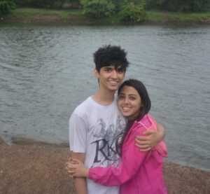 Jheel Mehta Instagram - Is 2016 back? Hahaha, had to hop on this trend. I can’t believe how difficult it was to find pictures without a filter or effect on😂 LOVEDDDD Retrica btw. #2016 #throwbackthursday