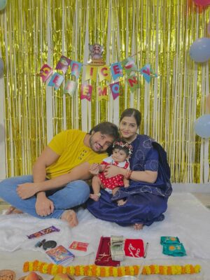 Jina Samal Instagram - Our little sunshine is 8months old today😇From tiny kicks to crawling kicks—eight months of loving you my life Trishika my Lillia [mammam)❤️🧿 god bless u my princess 🌹🙌🪬
📸