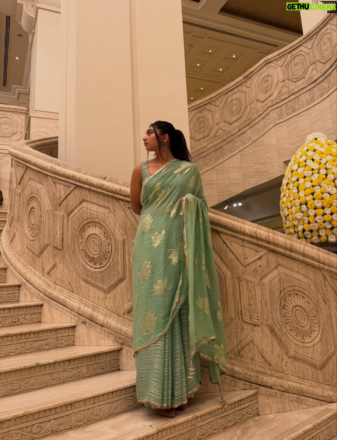 Jovika vijaykumar - 59.6K Likes - Unleash the pachai podavai pictures 🦚