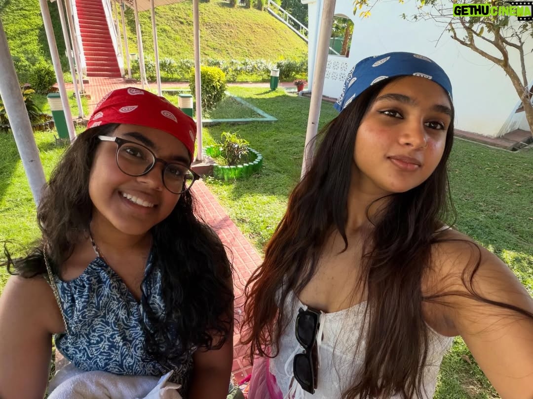 Jovika vijaykumar - 27.6K Likes - a date with the sun ☀️