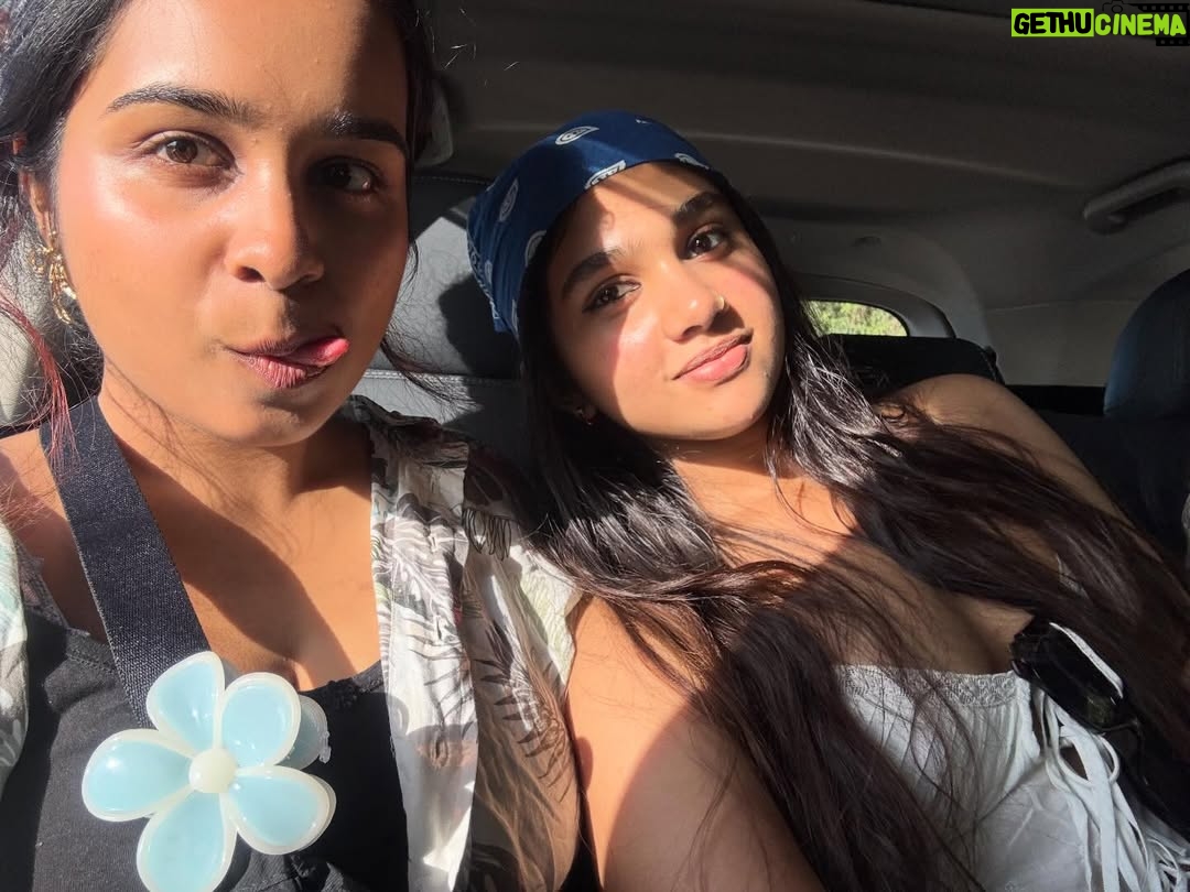Jovika vijaykumar - 27.6K Likes - a date with the sun ☀️