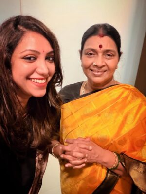 Joy Crizildaa Instagram - “Grateful to receive Durga Amma’s blessings on the auspicious occasion of Pongal.”

#joycrizildaa #durgastalin #cheifministerhouse #cmhouse #pongal2026 #pongalcelebrations🌾☘️🍂 #DMK