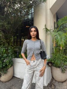 Actress Juhi Godambe HD Photos and Wallpapers January 2026