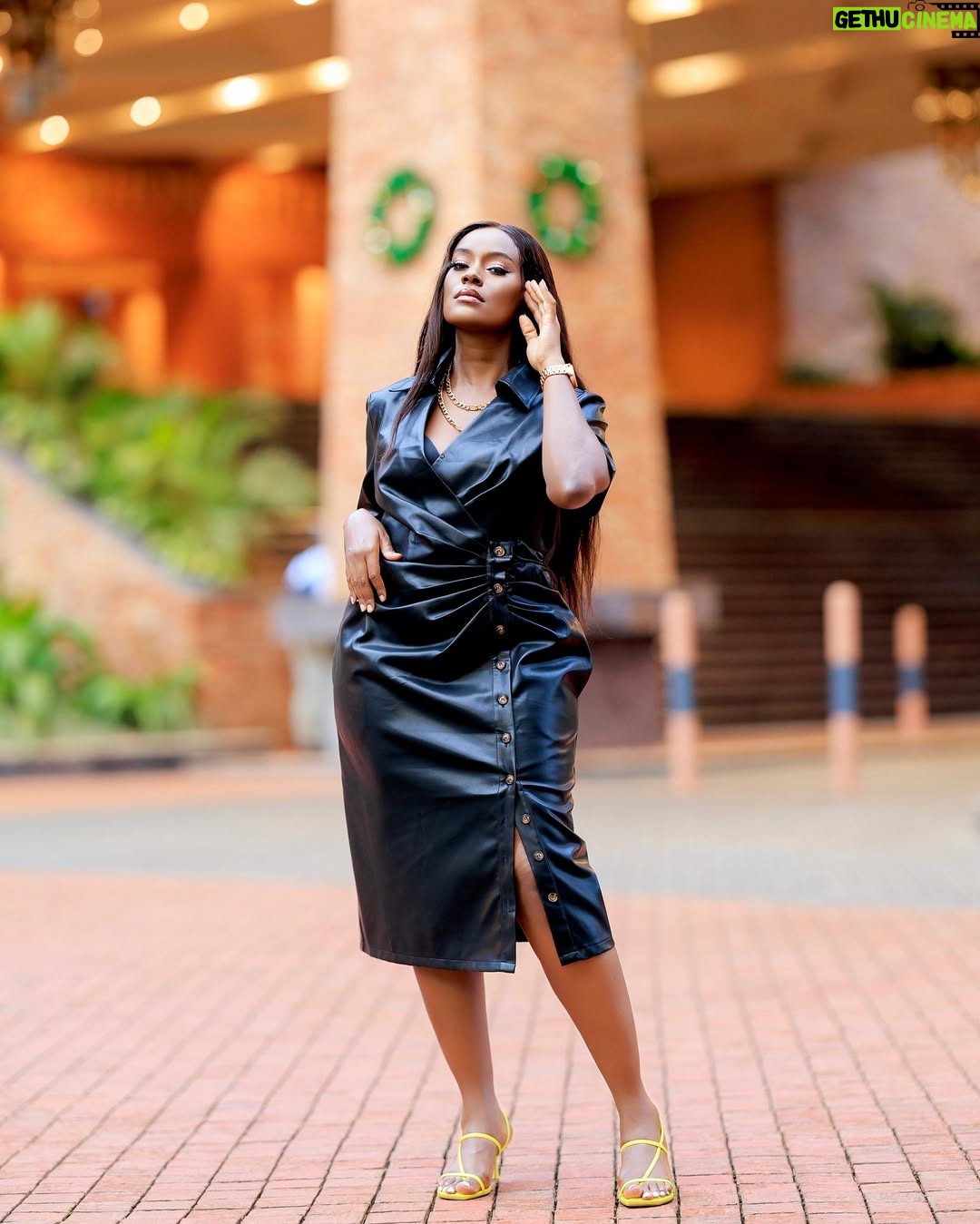 Juliana Kanyomozi - 8.4K Likes - Congratulations to Mark and Amanda.. 💍♥️.. Honored to have been part of your special day. 
#HappilyEverAfter

📸 @zakiephotography