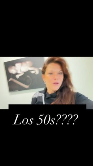 Jullye Giliberti Instagram - Como me encantó leerlos pues hoy andaba en esto ya me hice análisis Veamos que pasa ? @jtrianamd 

#Los50s