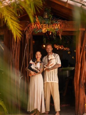 Kamila Rundusová Instagram - Three years of @mycelium.cr 🪭

We moved to Costa Rica in 2020, and our journey here began with a gelato shop — @gelatomagico.cr .

Along the way, we found a gem: a building that used to be a bakery more than 20 years ago, later a restaurant and a sports bar. It took us three years to rebuild the space until it became Mycelium.

Three years since we opened our doors for the very first time and we keep growing. We’re grateful to be part of the Playa Negra community and share our love for food with locals and travelers from all over the world.

Thank you for being part of it.
Kamu & Robí & Team 🤍

———————————————

Tres años de Mycelium 🪭

Nos mudamos a Costa Rica en 2020 y nuestro camino aquí comenzó con una heladería — Gelato Magico.

En el camino encontramos una joya: un edificio que hace más de 20 años fue una panadería, luego un restaurante y un bar deportivo. Nos tomó casi tres años reparar y reconstruir el espacio hasta que se convirtió en Mycelium.

Tres años desde que abrimos nuestras puertas por primera vez.

Estamos agradecidos de ser parte de la comunidad de Playa Negra y de compartir este lugar con personas locales y visitantes de todo el mundo.

Gracias por ser parte de esto.
Kamu & Robí & Team 🤍

Photo by @adelabellini 
#myceliumplayanegra